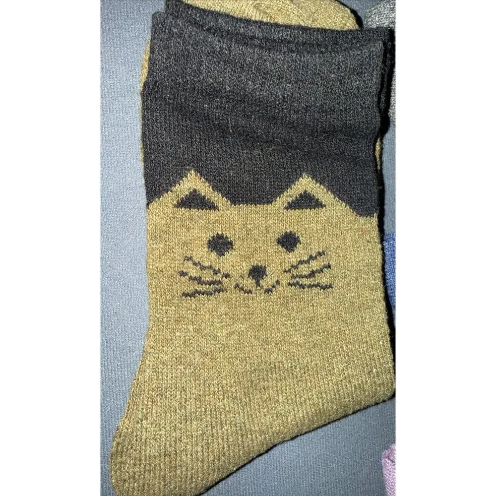 NWT Set Of Five Ladies Cat Socks Polyester/Spandex